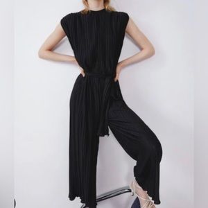 Zara black pleated jumpsuit with tie. Size small